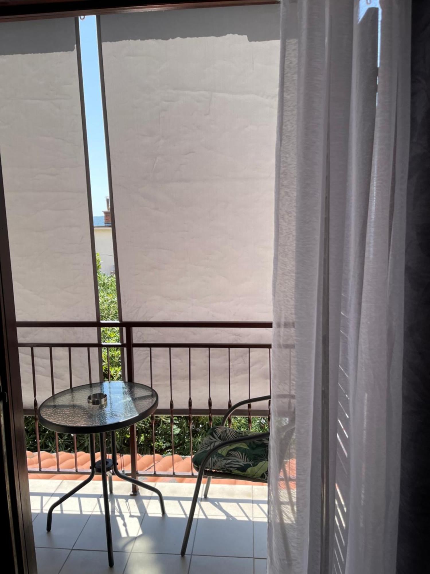 Apartman Hrusta Crikvenica Bagian luar foto